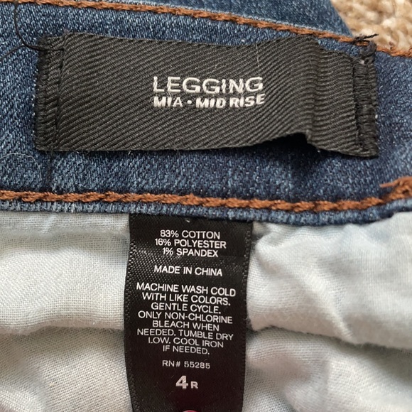 Express Jeans Slim Fit Mid Rise Legging Size 4R - Picture 5 of 11